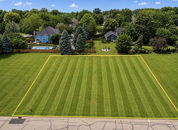 0.63 Acres of Residential Land for Sale in Sycamore, Illinois