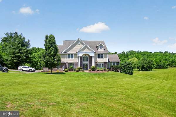 3.3 Acres of Land with Home for Sale in Hamilton, Virginia