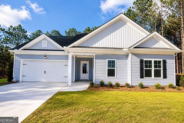 2.2 Acres of Land with Home for Sale in Grantville, Georgia