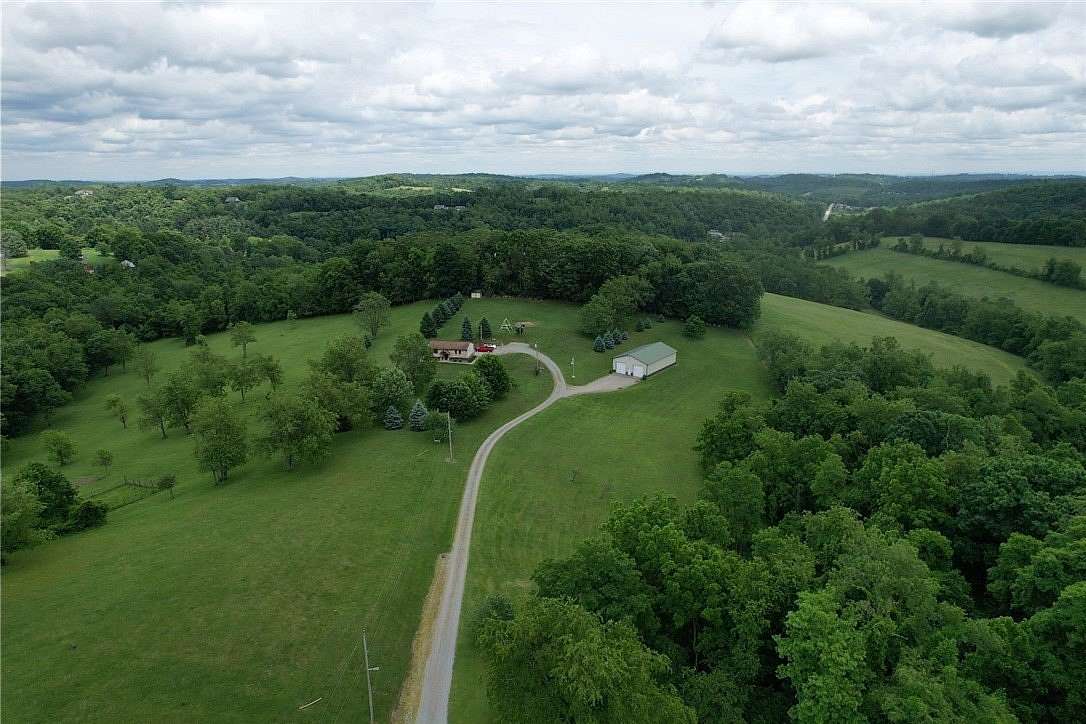 12 Acres of Recreational & Residential Land for Sale in Amwell Township, Pennsylvania