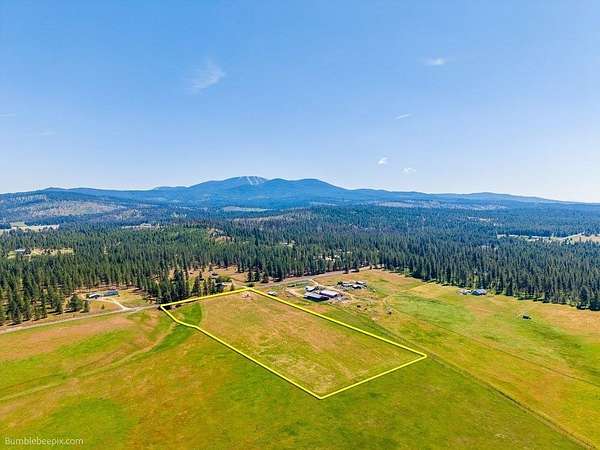 9.7 Acres of Residential Land for Sale in Elk, Washington