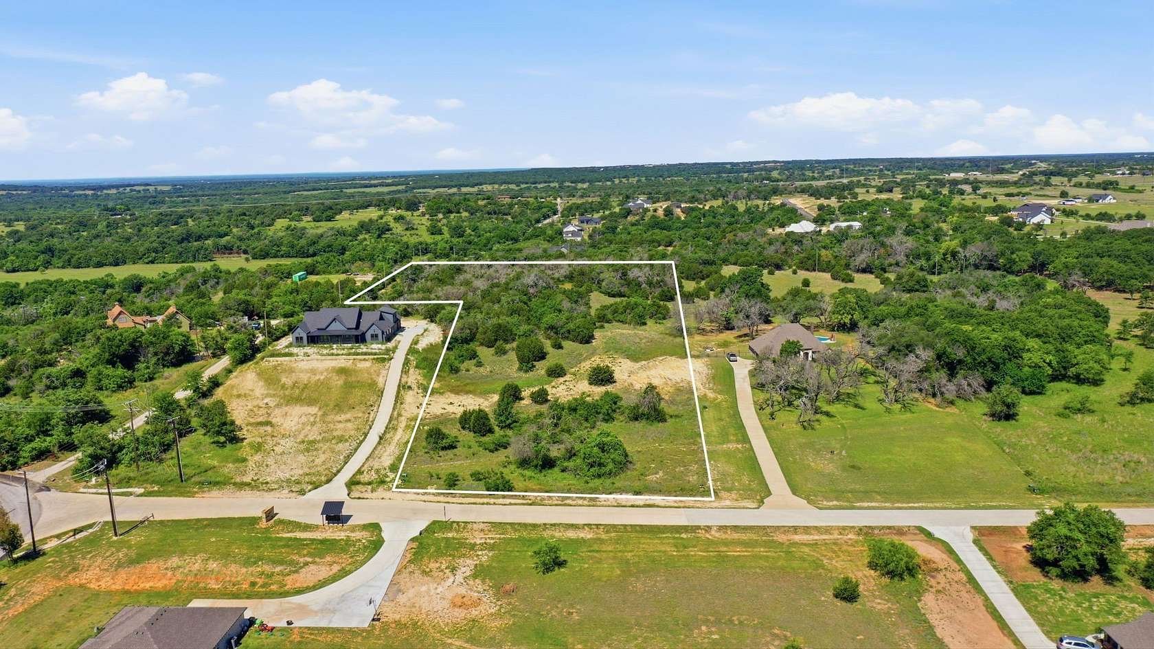 5 Acres of Residential Land for Sale in Poolville, Texas
