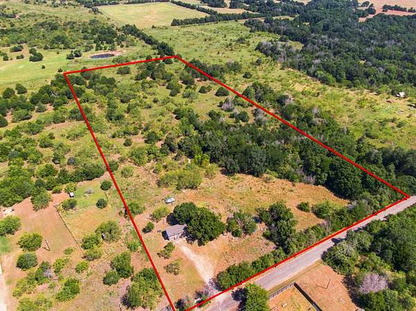 13.7 Acres of Land for Sale in Purdon, Texas