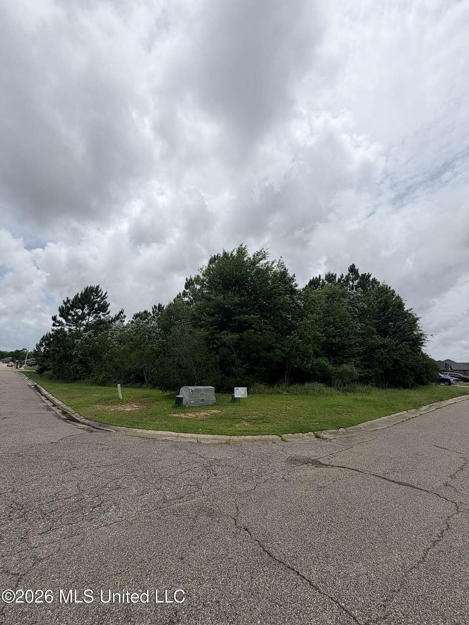 0.83 Acres of Residential Land for Sale in Gulfport, Mississippi