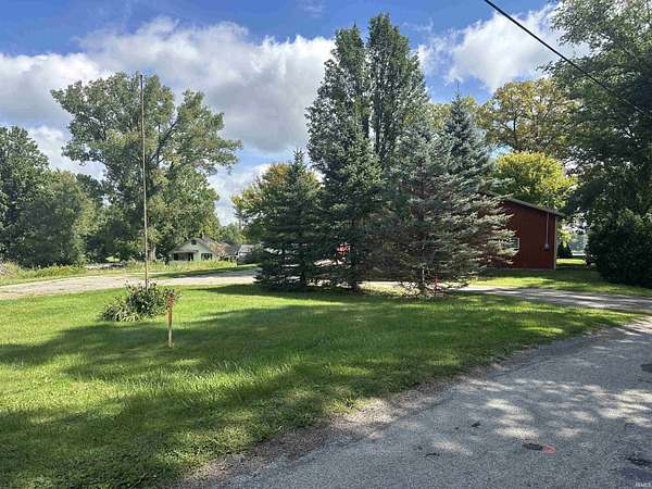 0.37 Acres of Residential Land for Sale in Syracuse, Indiana