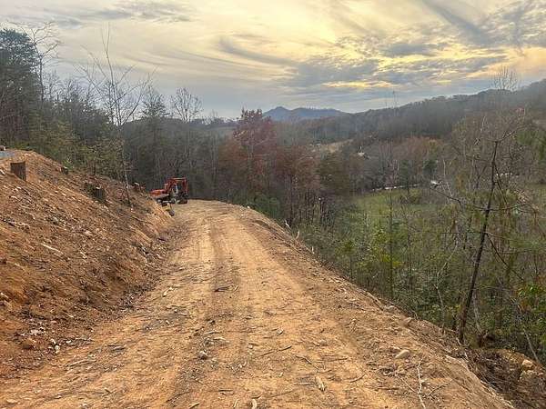 4.72 Acres of Land for Sale in Bryson City, North Carolina