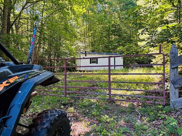 112 Acres of Land for Sale in Austinville, Virginia