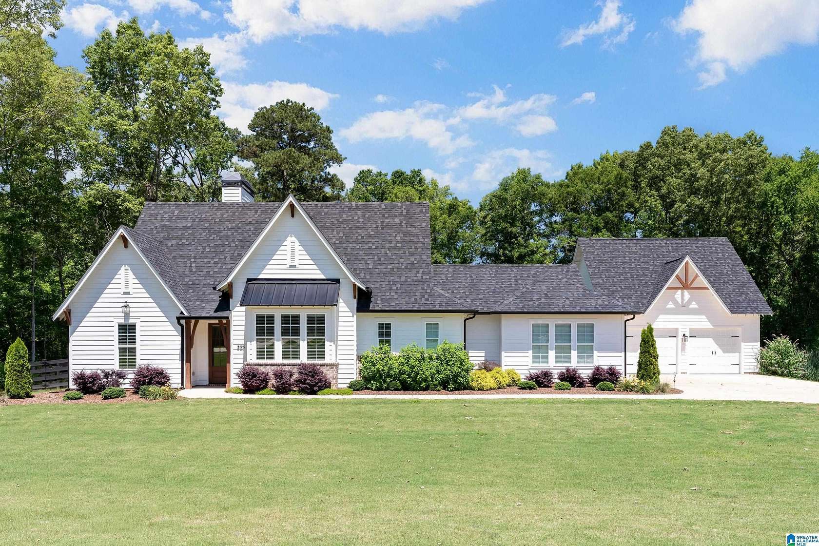 2.5 Acres of Land with Home for Sale in Springville, Alabama