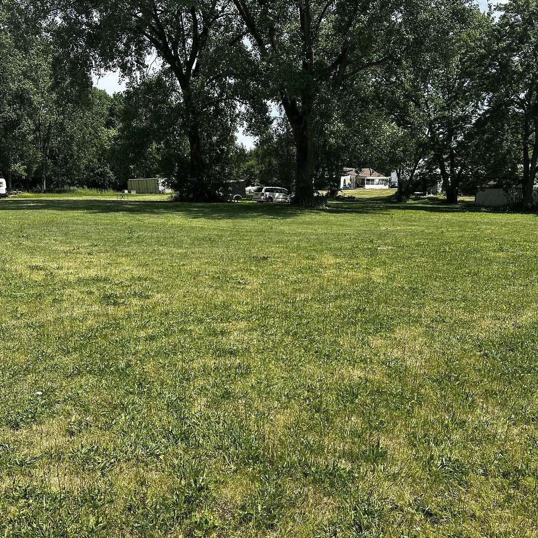 0.49 Acres of Residential Land for Sale in Aurora, Illinois