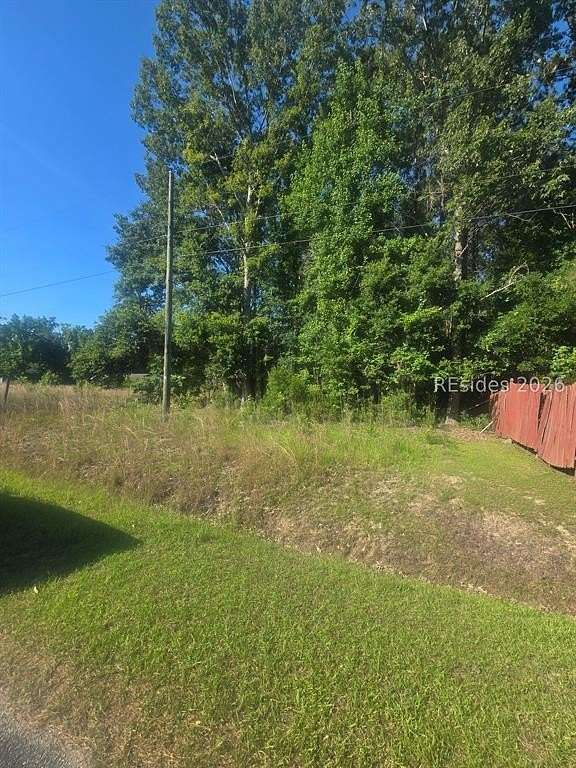 1.5 Acres of Residential Land for Sale in Yemassee, South Carolina