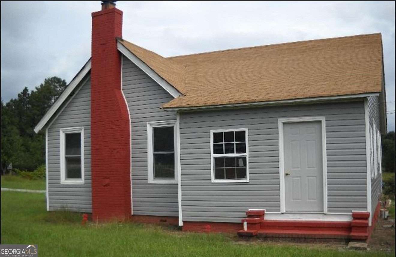 4.4 Acres of Land with Home for Sale in Hogansville, Georgia
