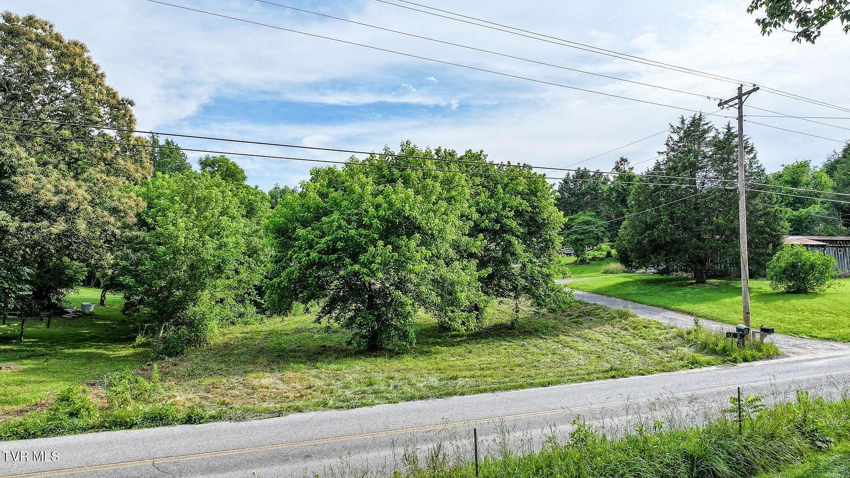 2 Acres of Residential Land for Sale in Afton, Tennessee