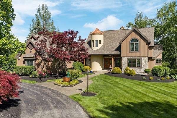8 Acres of Land with Home for Auction in Twinsburg, Ohio