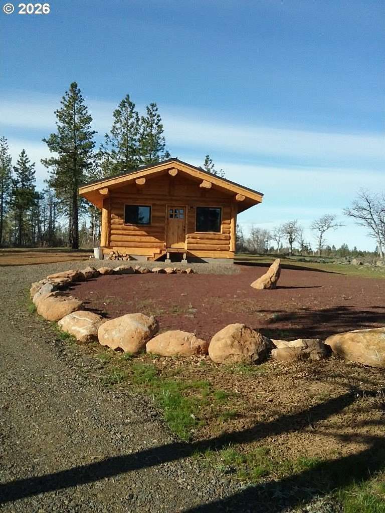80 Acres of Recreational Land with Home for Sale in Goldendale, Washington