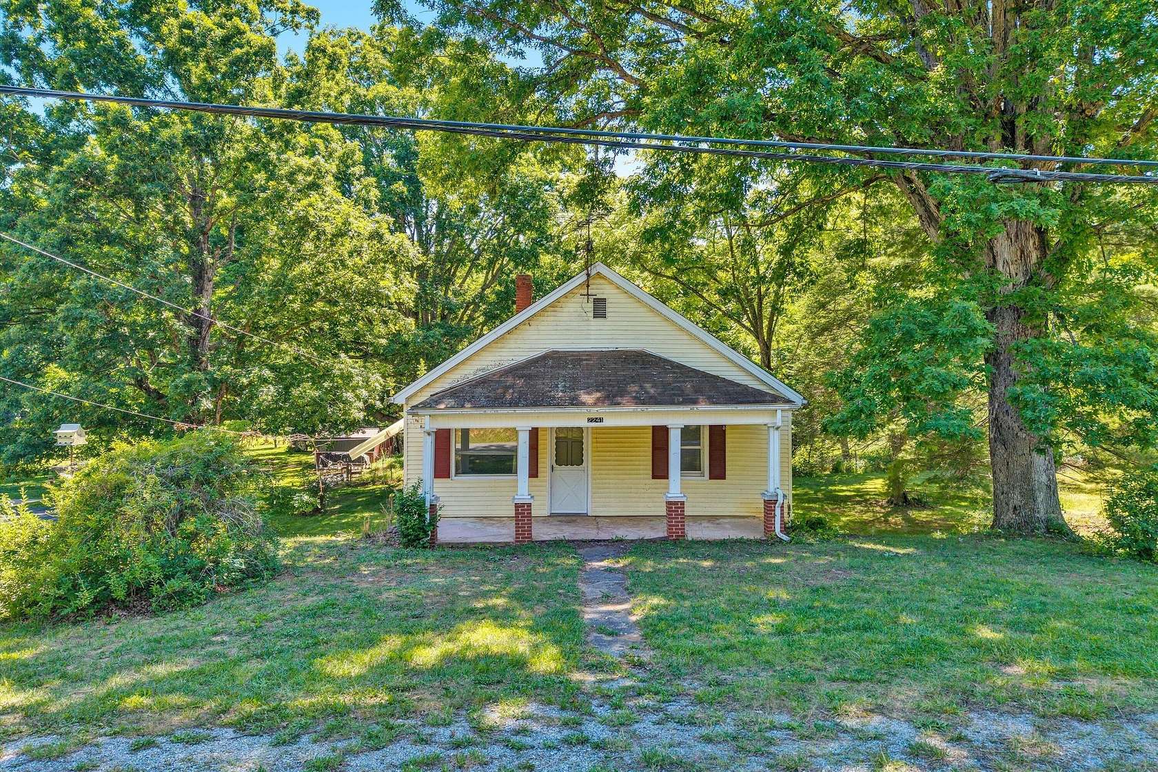 5.32 Acres of Land with Home for Sale in Blue Ridge, Virginia