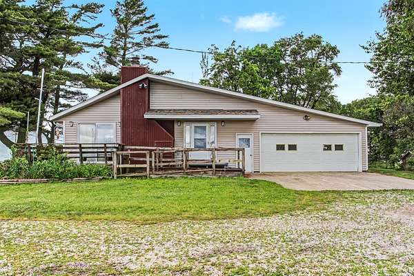 3.55 Acres of Land with Home for Sale in Nevada, Iowa