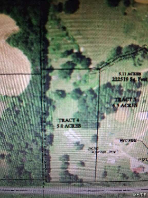 5 Acres of Land for Sale in Madison, Missouri