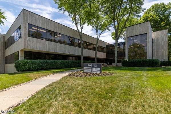 16.7 Acres of Commercial Land for Lease in Morris Plains, New Jersey