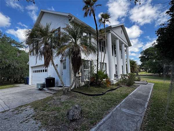 5 Acres of Land with Home for Sale in Sarasota, Florida