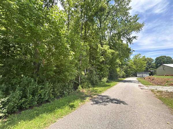 2.8 Acres of Residential Land for Sale in Blacksburg, South Carolina