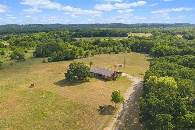 40 Acres of Land with Home for Sale in Marietta, Oklahoma