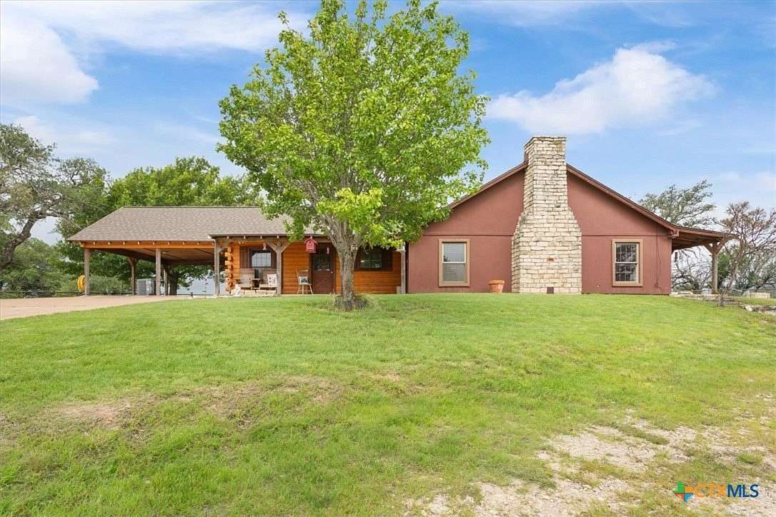 15 Acres of Land with Home for Sale in Kempner, Texas