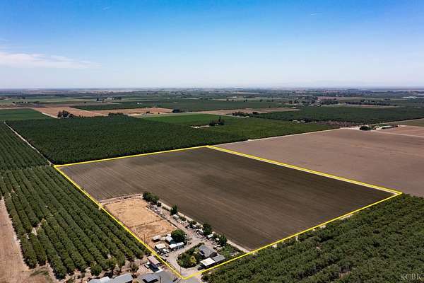 30.9 Acres of Agricultural Land with Home for Sale in Hanford, California