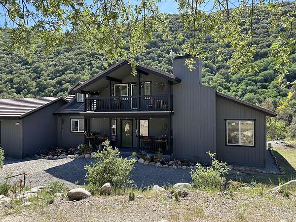 4.58 Acres of Improved Residential Land for Sale in Greenfield, California