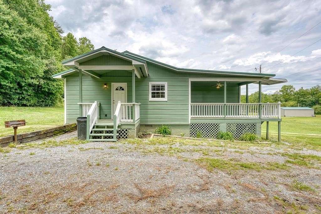 1.5 Acres of Land with Home for Sale in Warne, North Carolina