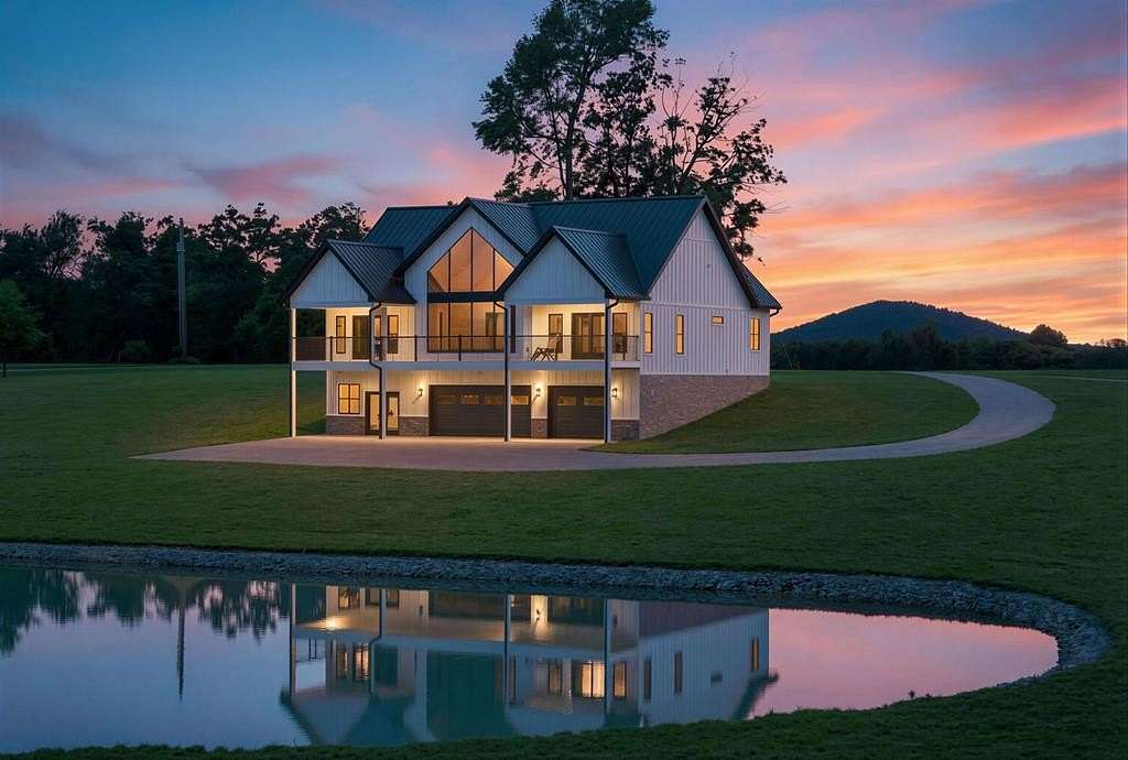 8 Acres of Land with Home for Sale in Monroe, Tennessee