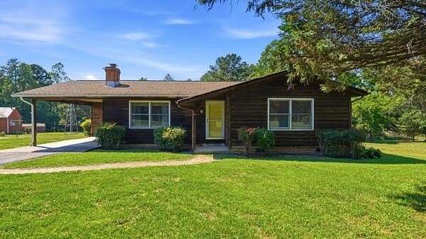 4 Acres of Land with Home for Sale in Crewe, Virginia