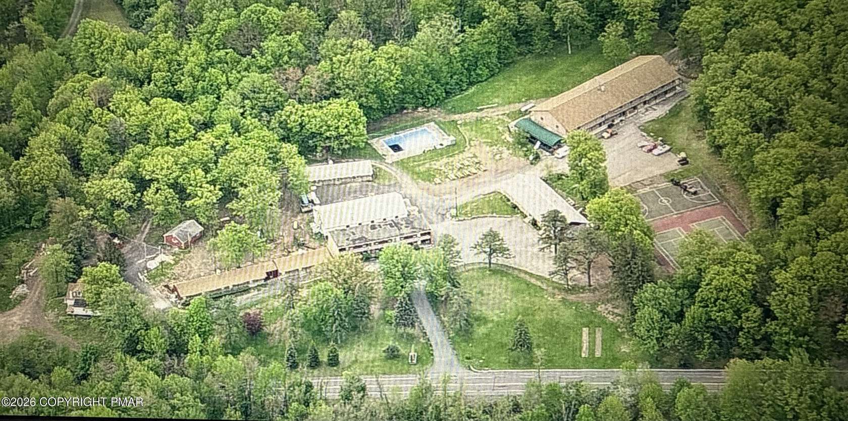 20.3 Acres of Improved Commercial Land for Sale in Mount Pocono, Pennsylvania