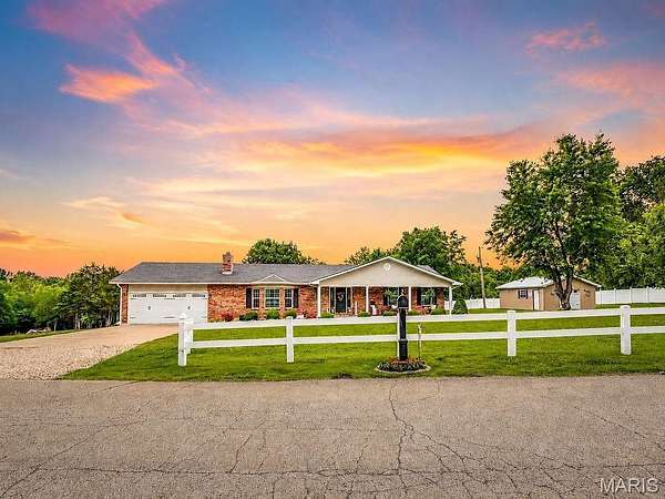 4.27 Acres of Land with Home for Sale in Park Hills, Missouri