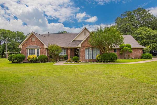 4.74 Acres of Land with Home for Sale in Lorena, Texas