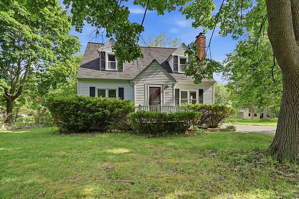 2.28 Acres of Land with Home for Sale in Flint, Michigan