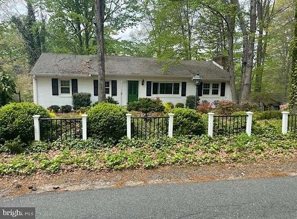 3 Acres of Land with Home for Lease in Stafford, Virginia