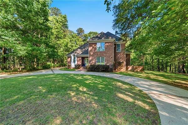 11 Acres of Land with Home for Sale in Rutledge, Georgia