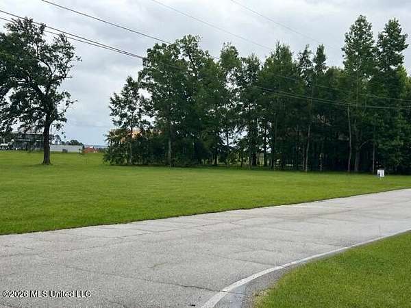 0.52 Acres of Residential Land for Sale in Diamondhead, Mississippi