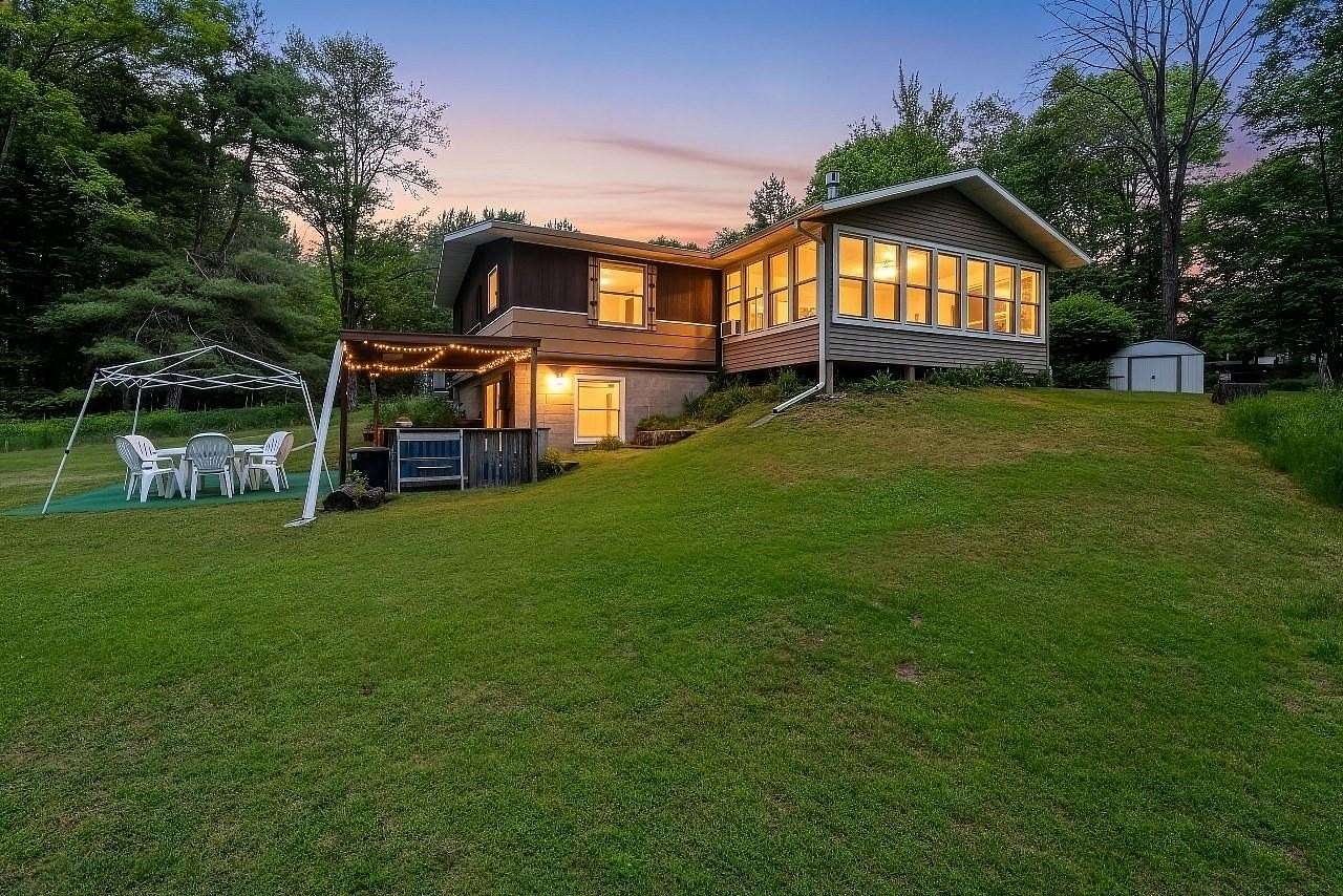 6.32 Acres of Land with Home for Sale in Silver Cliff Town, Wisconsin