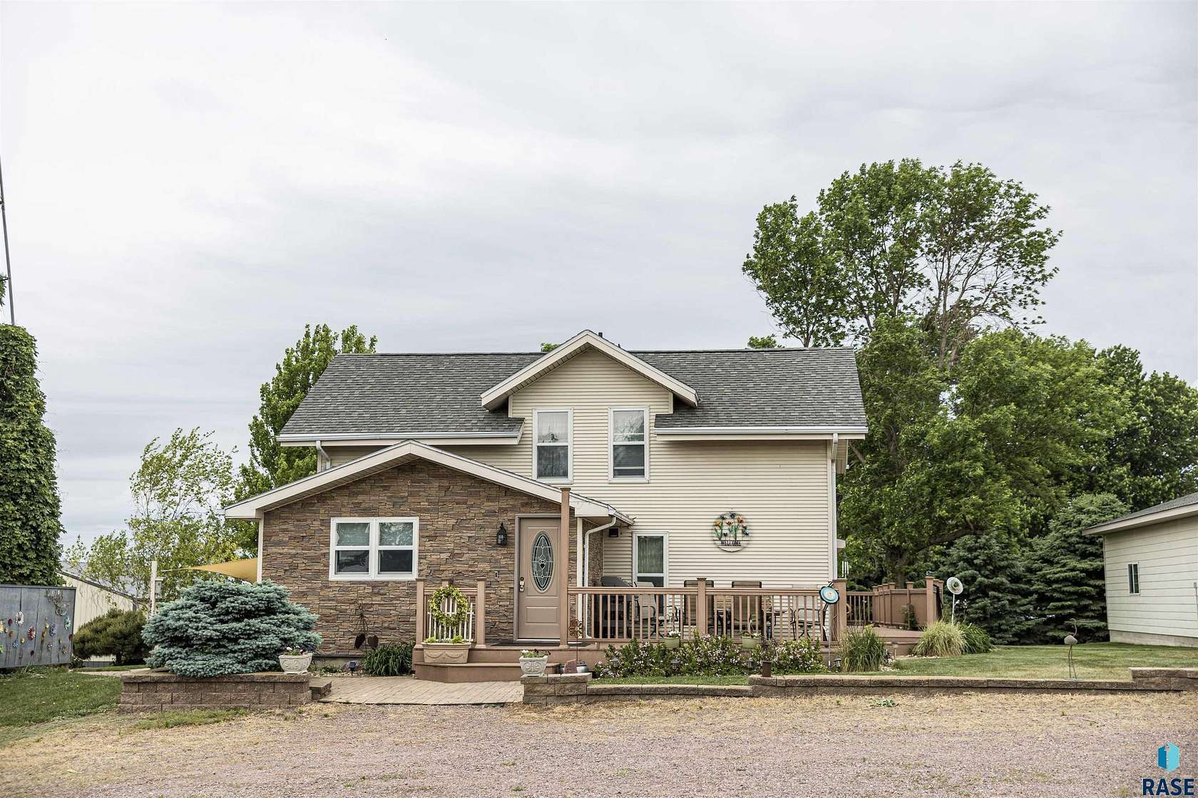 21.4 Acres of Land with Home for Sale in Beaver Creek, Minnesota