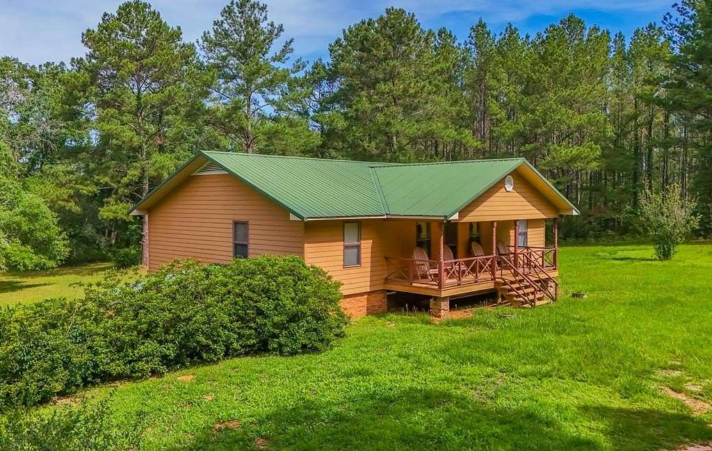 9.84 Acres of Land with Home for Sale in Boston, Georgia