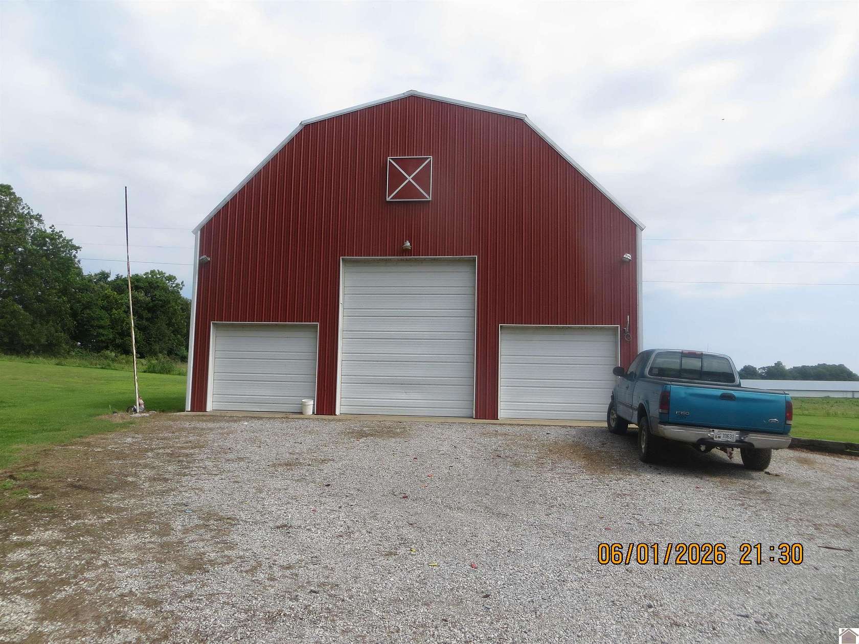 30.8 Acres of Agricultural Land with Home for Sale in Clinton, Kentucky