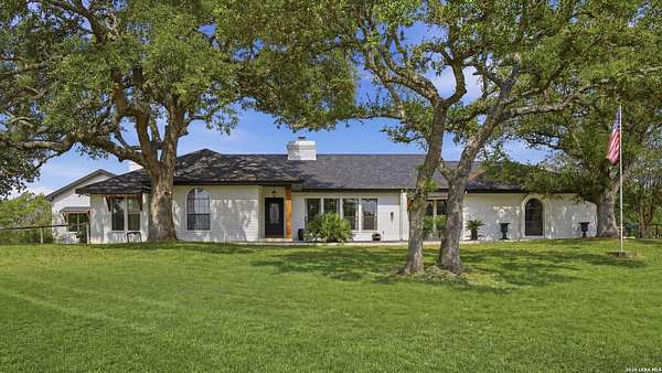 2 Acres of Land with Home for Sale in Fair Oaks Ranch, Texas