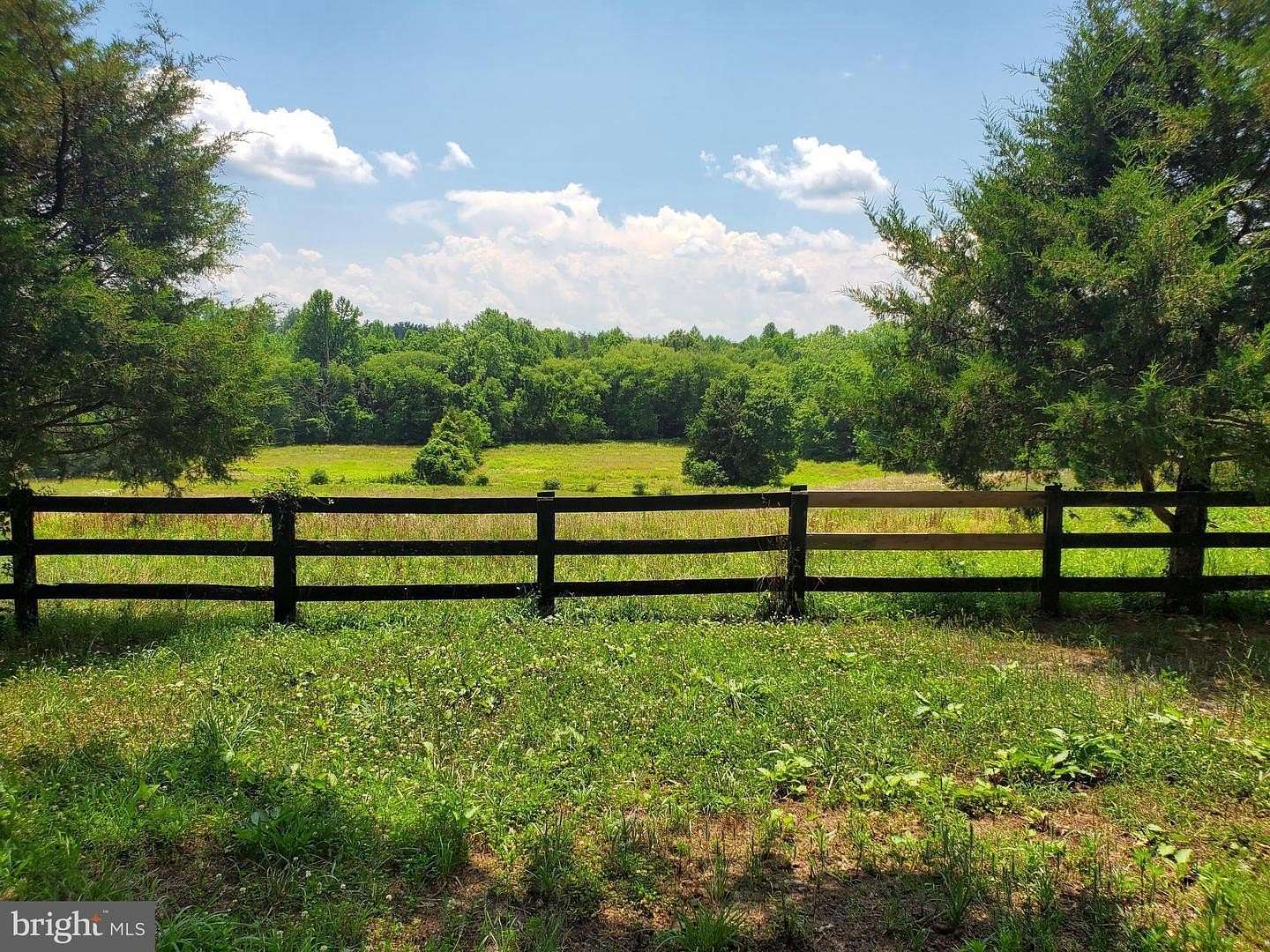 102 Acres of Land with Home for Sale in Unionville, Virginia