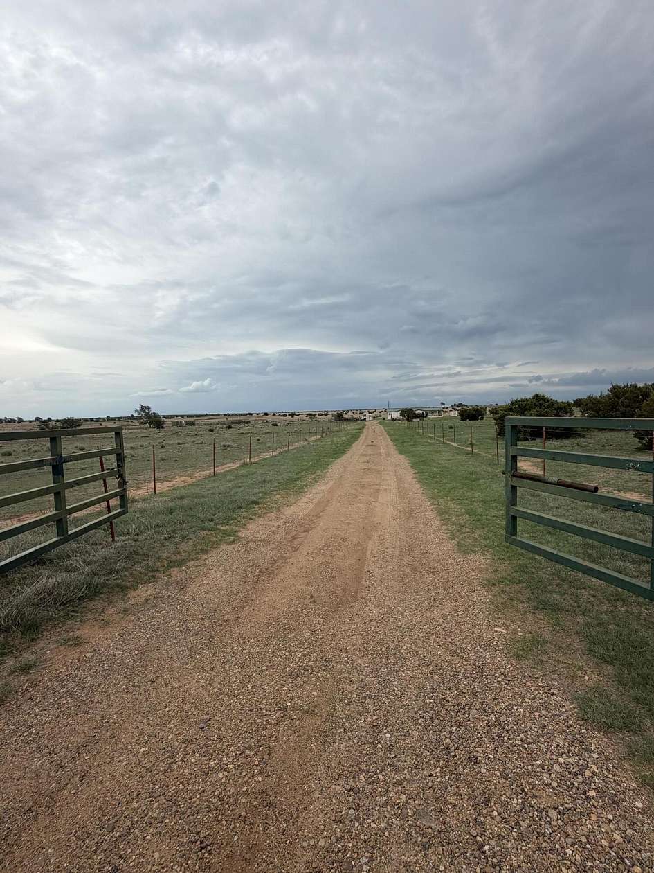 18.6 Acres of Land with Home for Sale in Clarendon, Texas