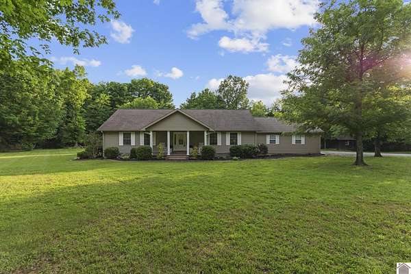 1.59 Acres of Land with Home for Sale in Benton, Kentucky