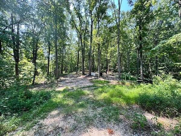 6 Acres of Residential Land for Sale in Ringgold, Georgia