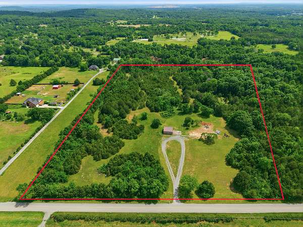 15 Acres of Land for Sale in Murfreesboro, Tennessee