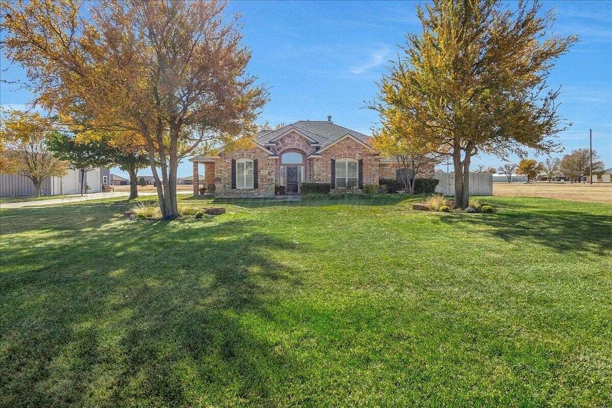2.13 Acres of Land with Home for Sale in Amarillo, Texas