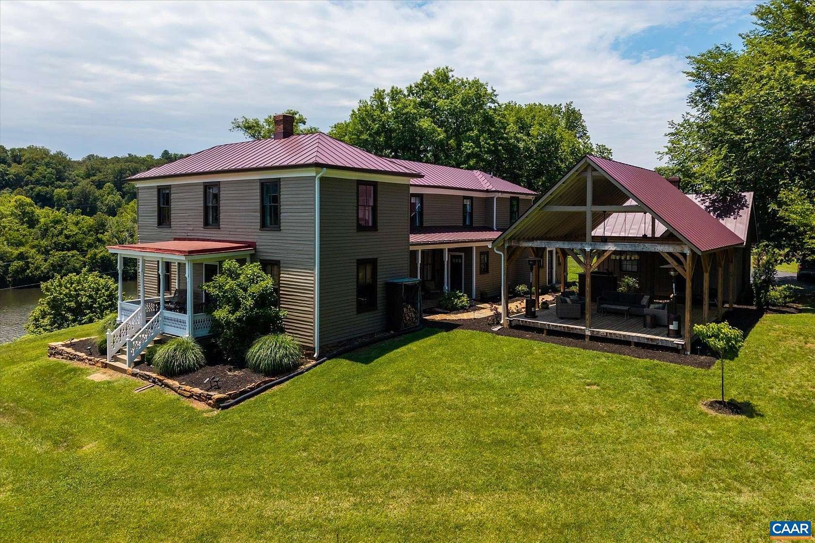 2.83 Acres of Land with Home for Sale in Madison Heights, Virginia